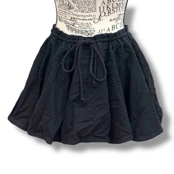 NWT Daily Practice Anthropologie Size L Black Courtside Mini Skirt Tennis Golf - Picture 1 of 4